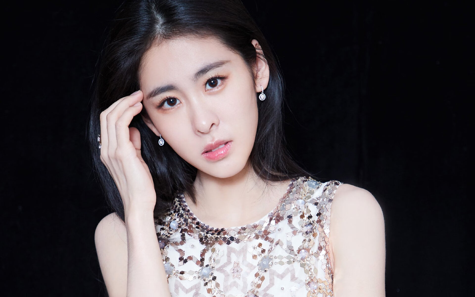 全面足球锦标赛，年轻球员崭露头角，足球锦标赛有哪些